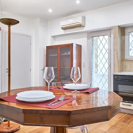 Апартаменты 2nd Level