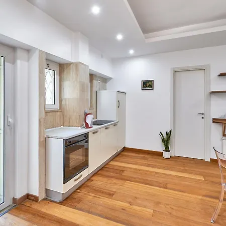 2nd Level Appartement *